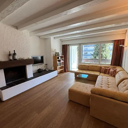 Slope-side Mountain Sleeps 4 *