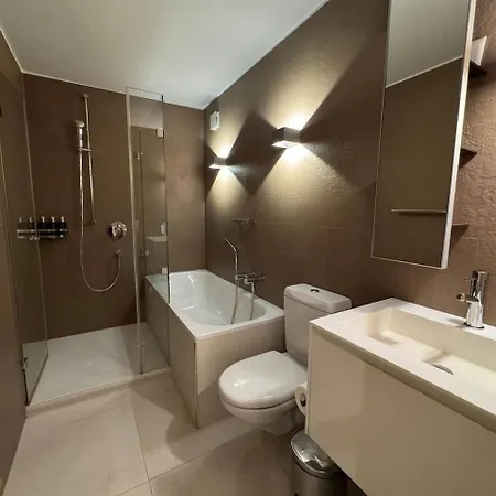 아파트 Slope-side Mountain Sleeps 4 락스