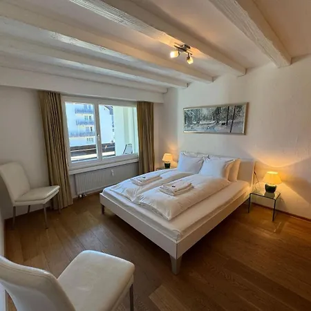 Slope-side Mountain Sleeps 4 * Laax