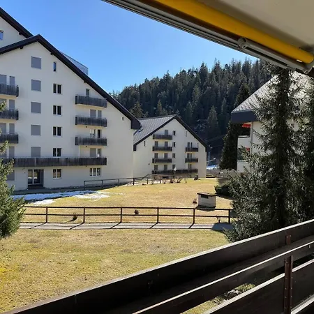 Apartment Slope-side Mountain Sleeps 4 *