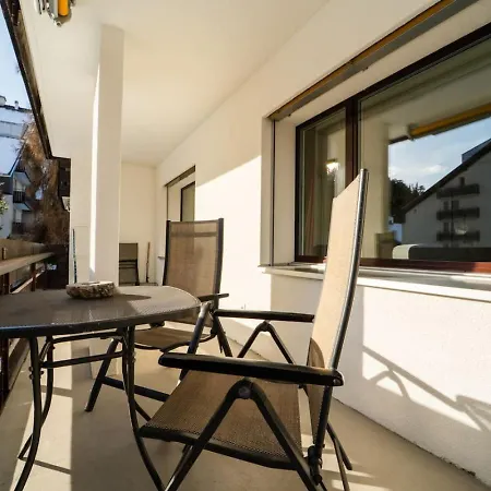 Slope-side Mountain Sleeps 4 Apartment *