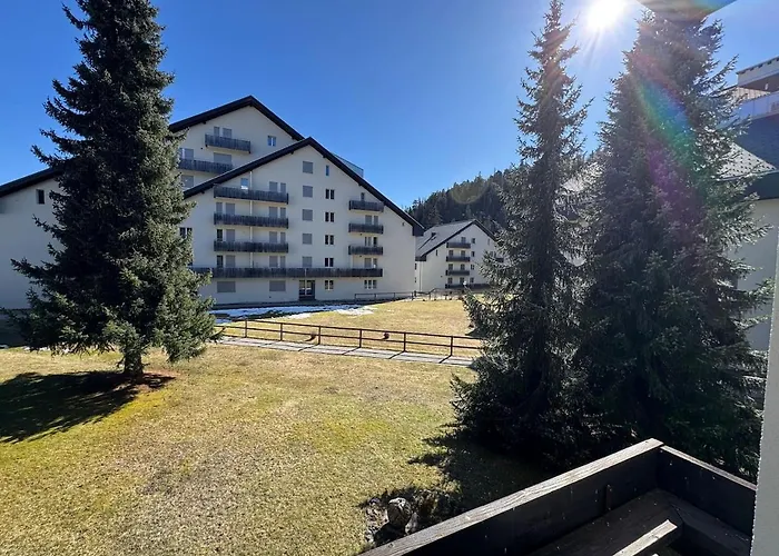 Slope-side Mountain Sleeps 4 *