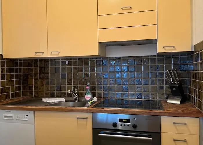 Slope-side Mountain Sleeps 4 شقة *